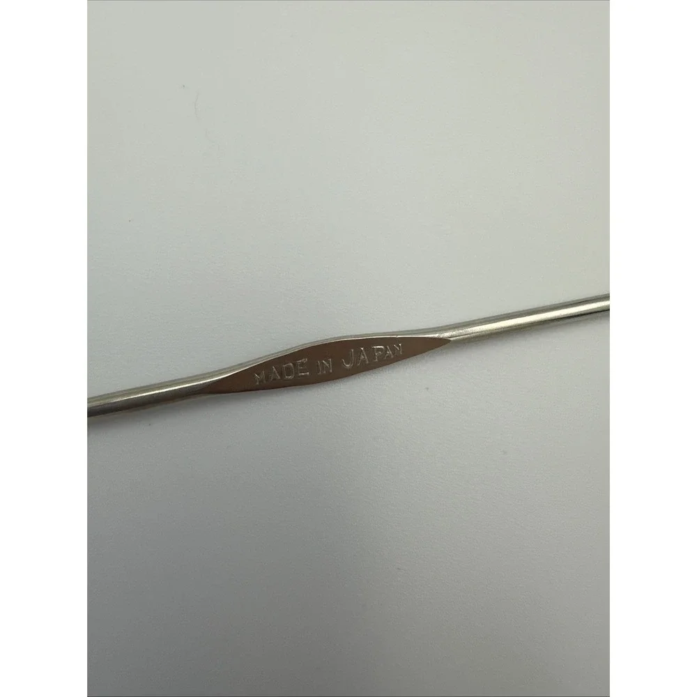 Vintage Used Hero Crochet Hook Made In Japan Size 2 Metal Silver
